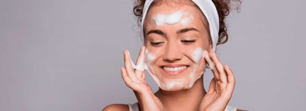 spx-clinica-spx-imagem-cuidados-que-adolescentes-devem-ter-com-a-pele