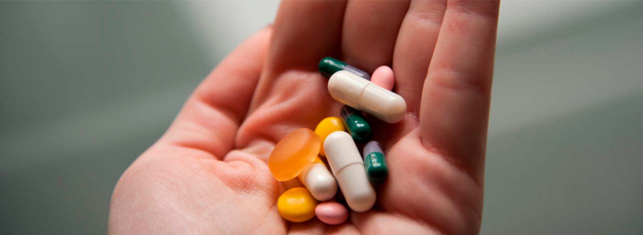 spx clinica spx imagem os perigos da automedicacao artigo blog medico medicina saude