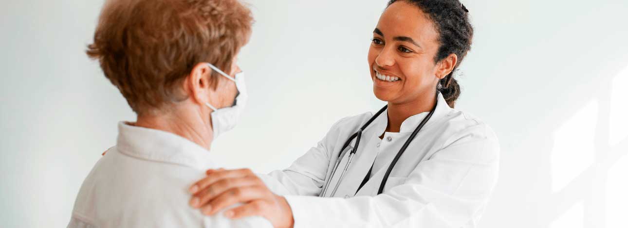 spx-clinica-spx-imagem-medicos-e-paciente-icobrain
