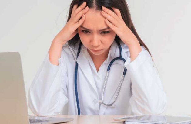 spx-clinica-spx-clinica-burnout-em-medicos