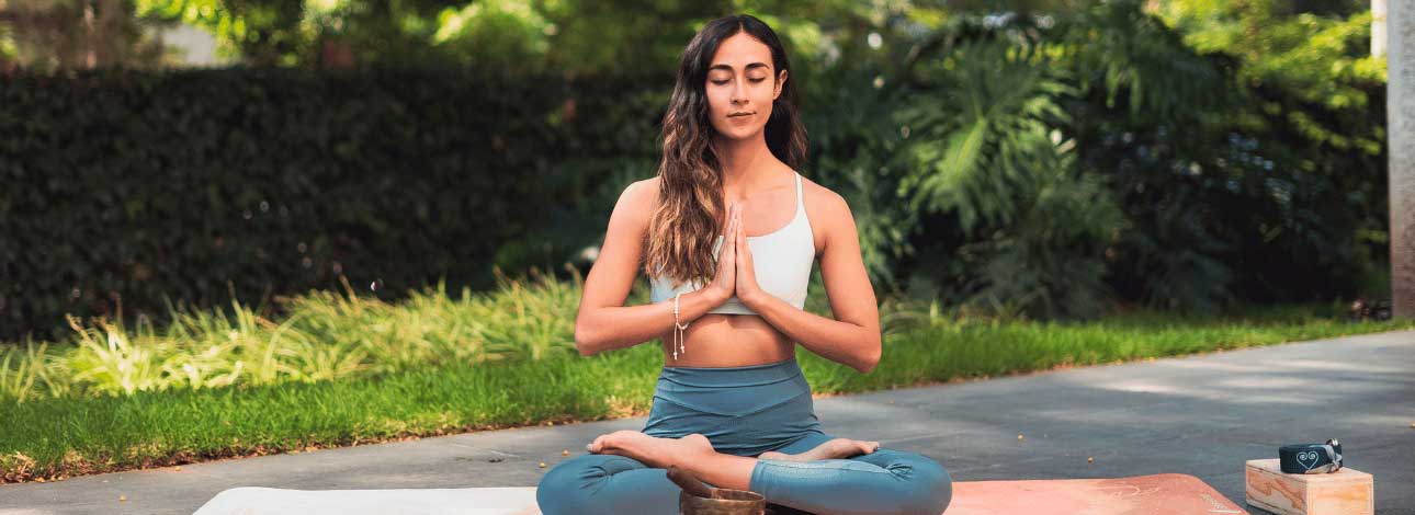 spx-clinica-spx-imagem-meditar-ajuda-a-combater-dor-de-cabeca