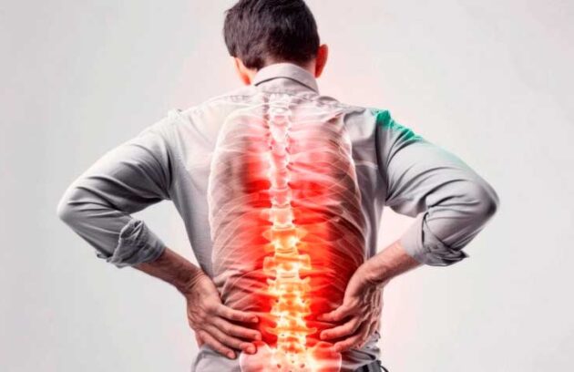 spx-clinica-spx-imagem-como-identificar-os-sintomas-de-escoliose