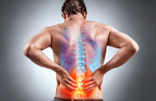spx-clinica-spx-imagem-dor-nas-costas-pode-indicar-doenca-grave