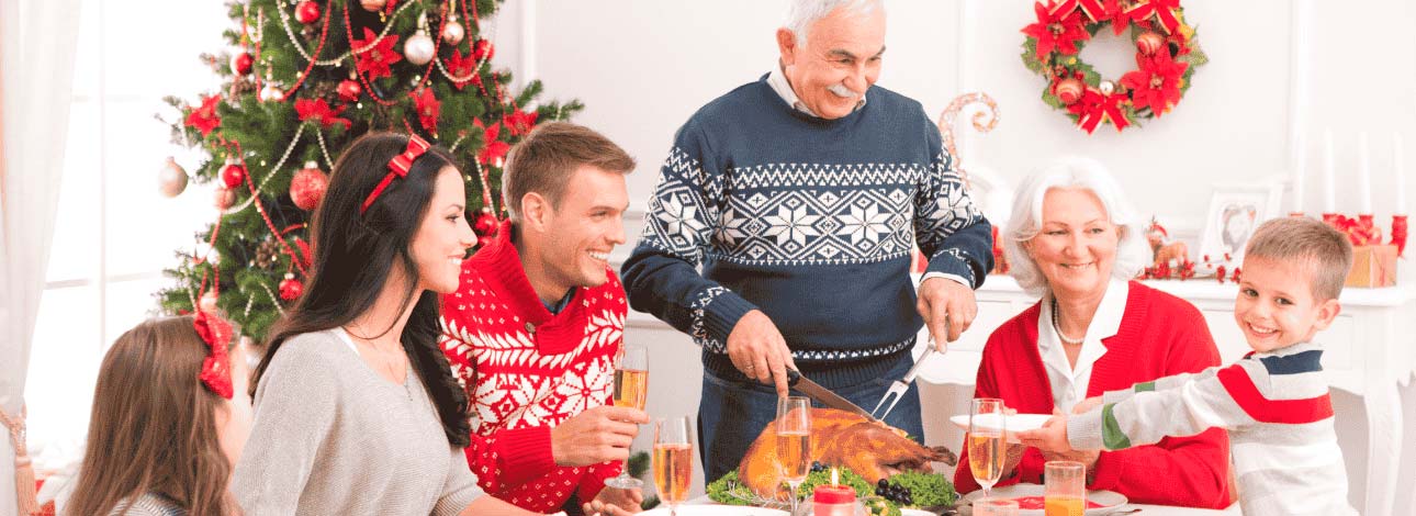 familia celebrando o natal