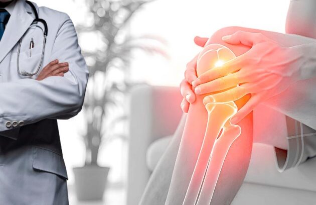 Figura de um médico ao lado de um joelho com osteoartrite
