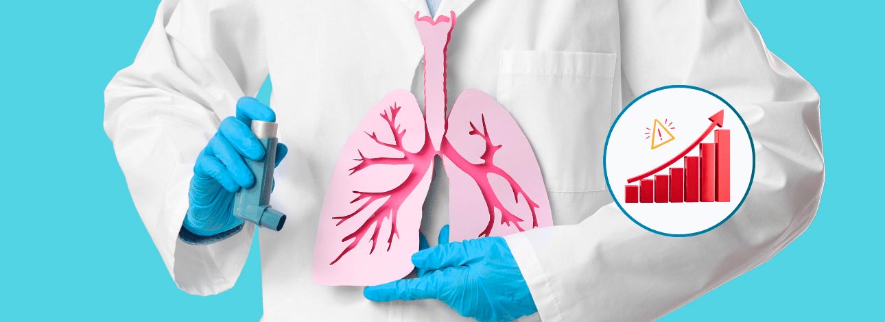 Médico segurando um pulmão e uma bombinha